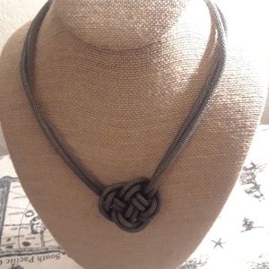 Simply Vera necklace